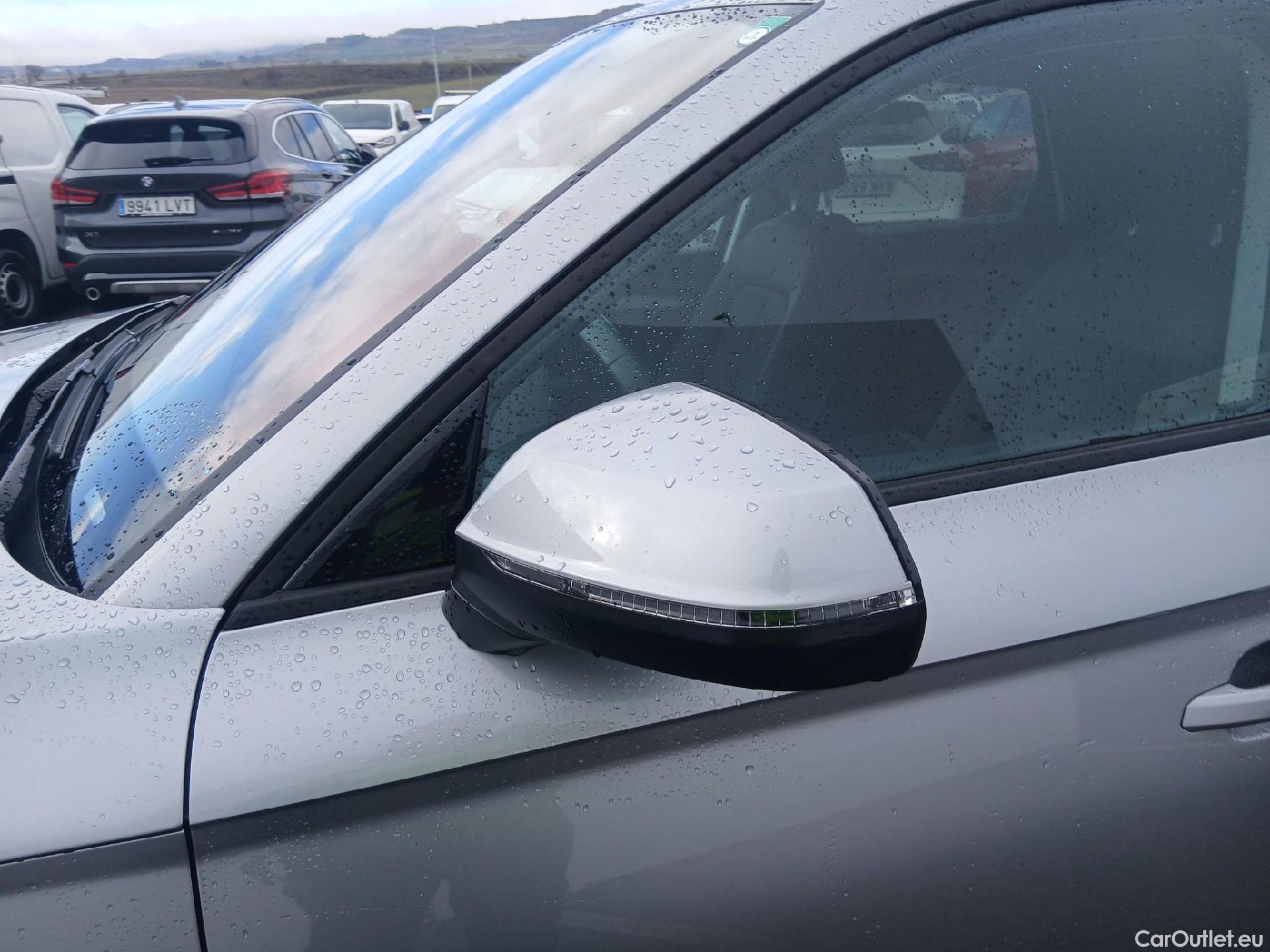  Audi  Q5 AUDI  / 2016 / 5P / todoterreno 50 TFSI E quattro-ultra #1