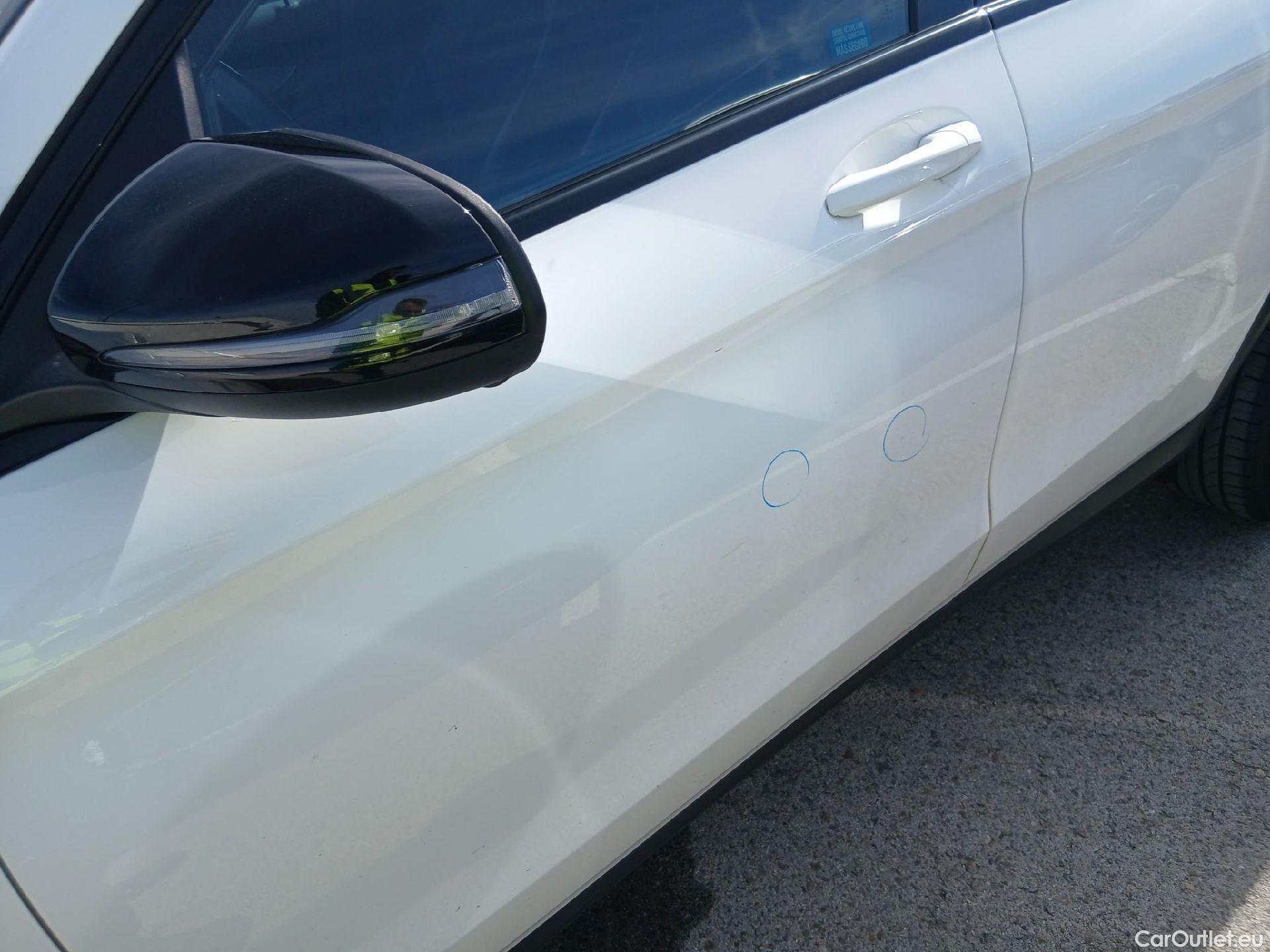  Mercedes  G-Klasee MERCEDES-BENZ GLC Coupé / 2019 / 5P / coupé GLC 200 d 4MATIC #4