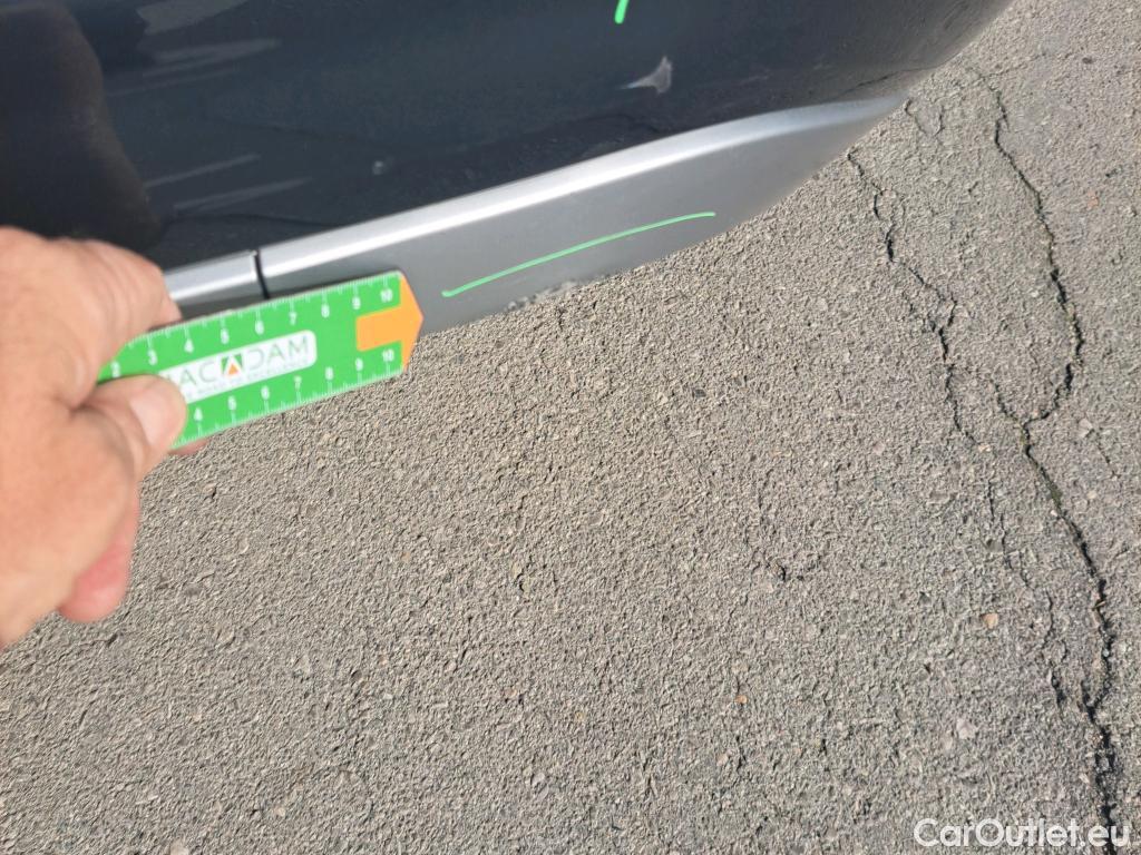  Audi  Q2 AUDI  / 2016 / 5P / todoterreno Design 35 TFSI 110kW (150CV) S tronic #21