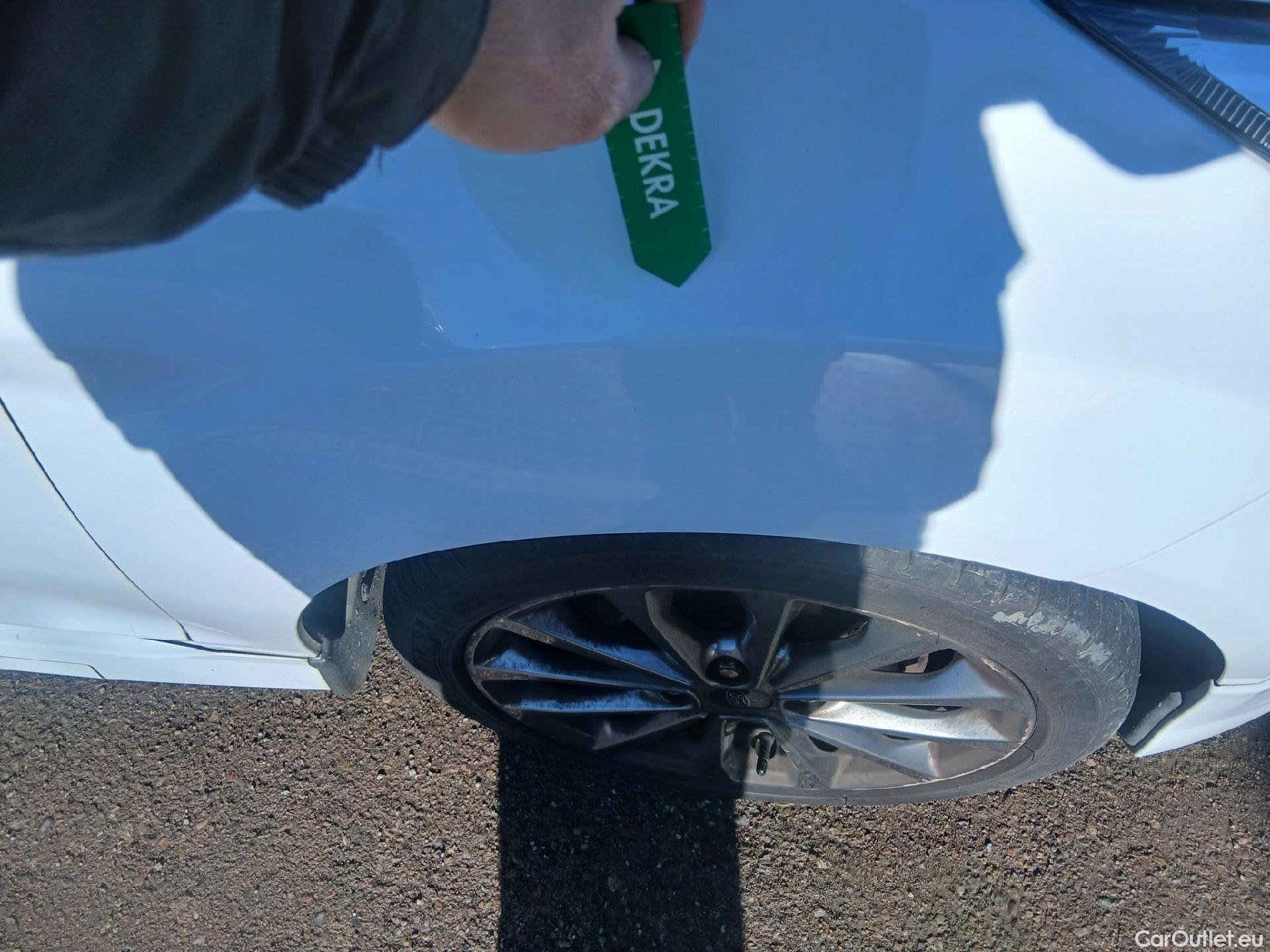  Ford  Fiesta FORD  3p 6G berlina con portón 1.5 TDCi 70kW (95CV) ST-Line 3p #35