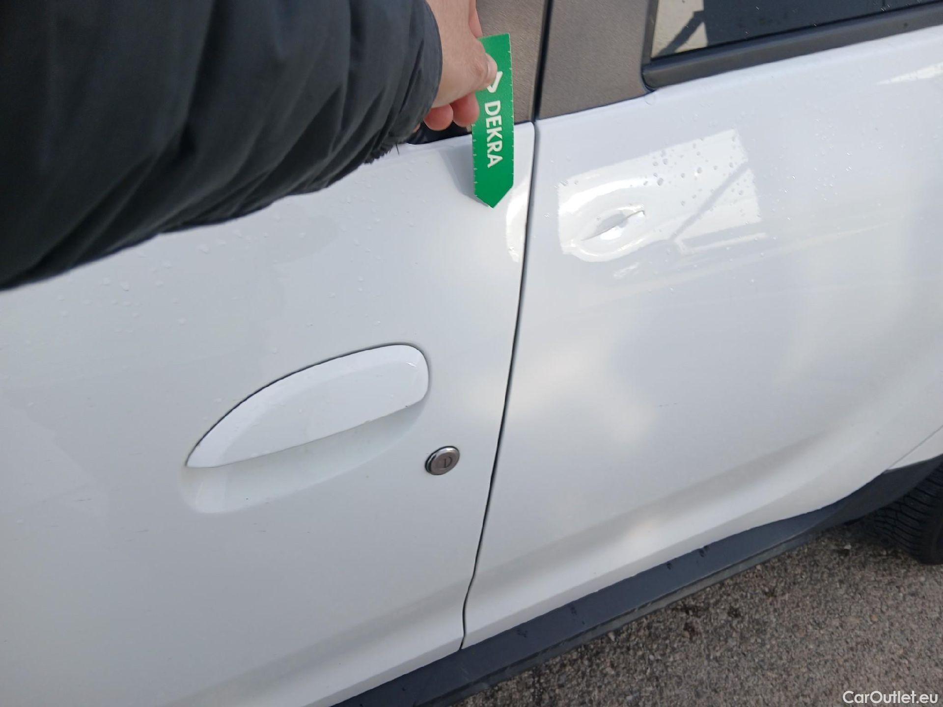  Dacia  Duster DACIA  / 2018 / 5P / todoterreno Prestige Bl. dCi 85kW(115CV) 4X4 #9