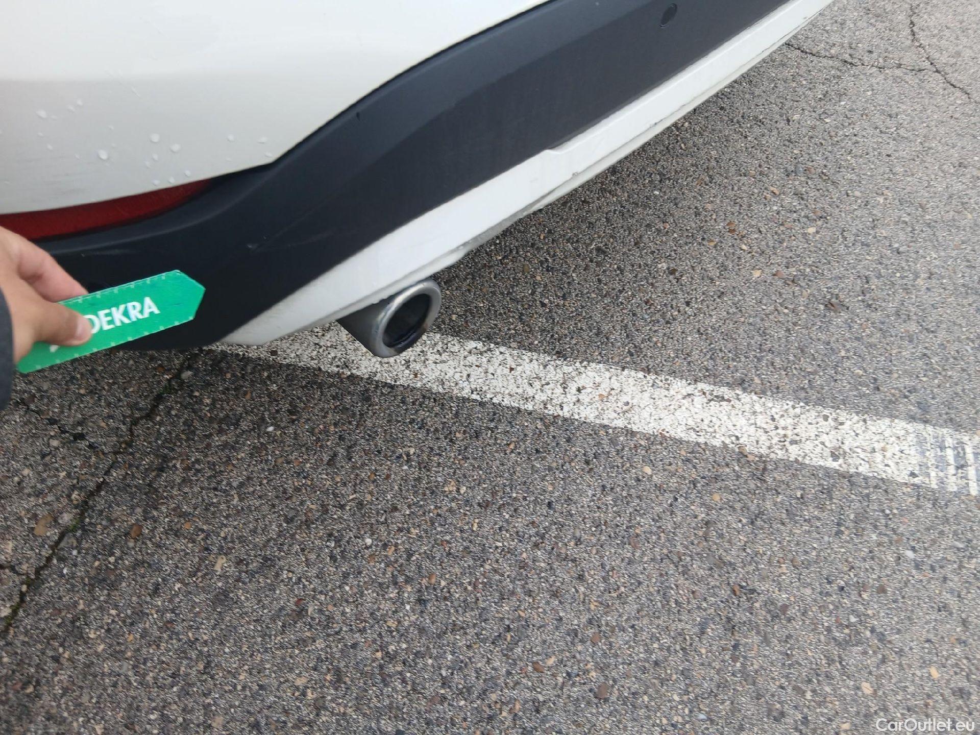  Bmw  X1 BMW  / 2019 / 5P / todoterreno sDrive16d #9