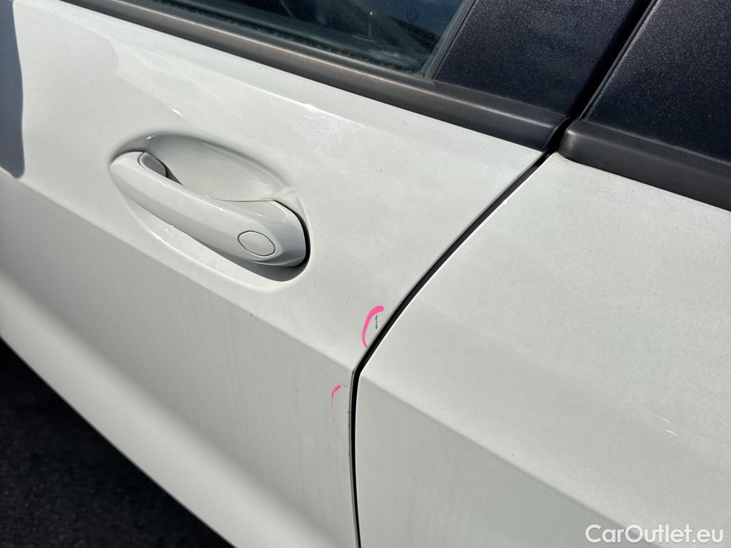  Bmw  Serie 1 BMW  / 2019 / 5P / berlina con portón 116d #5