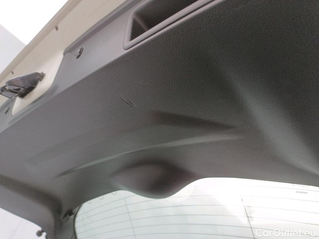  Nissan  Qashqai NISSAN  / 2017 / 5P / todoterreno dCi 85 kW (115 CV) E6D DCT ACENTA #19