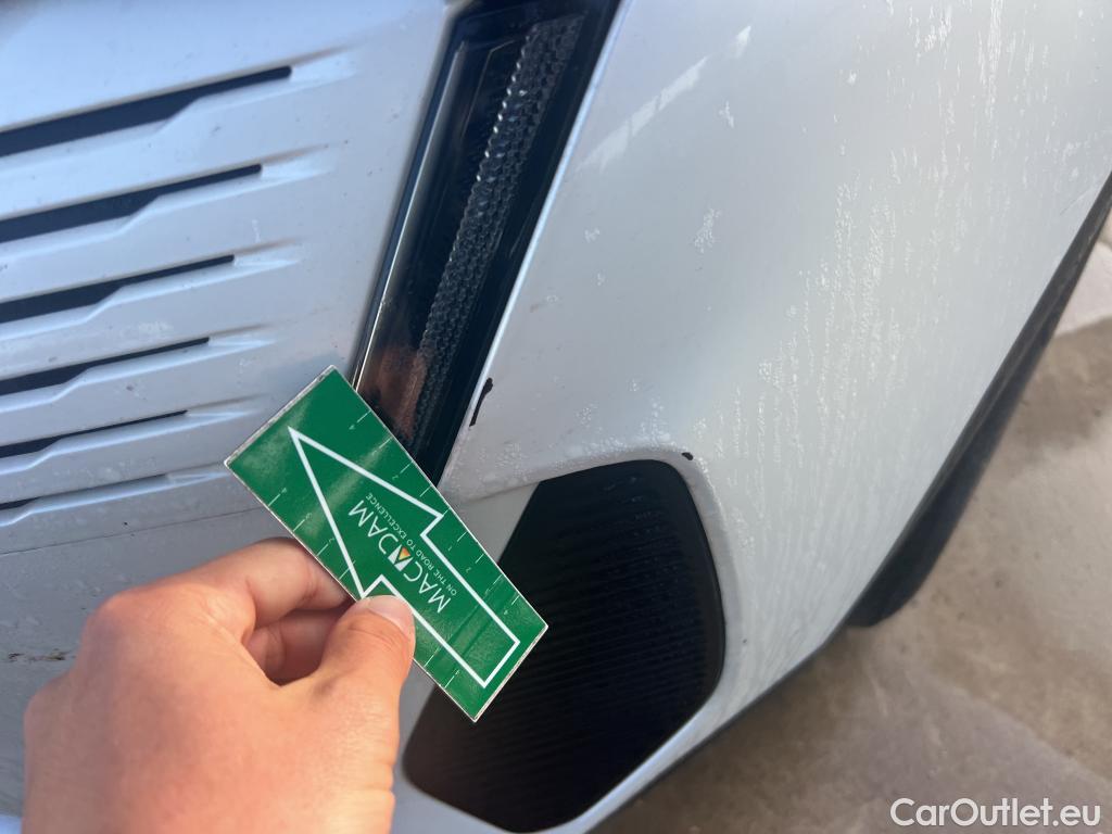  Peugeot  3008 PEUGEOT  / 2020 / 5P / todoterreno 1.2 PureTech 96KW S&S Active Pack EAT8 #26