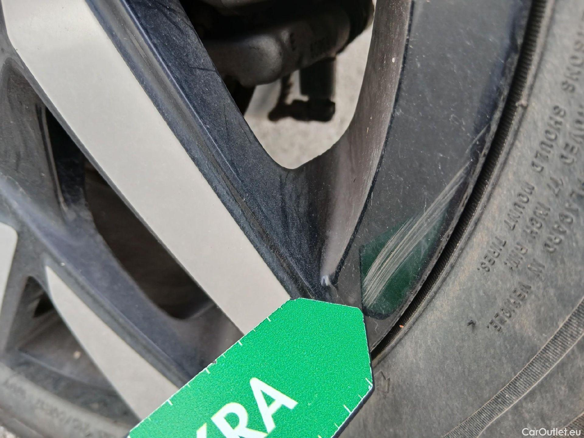  Opel  Mokka OPEL  / 2020 / 5P / todoterreno 1.2 T 74kW (100 CV) Business Elegance #29