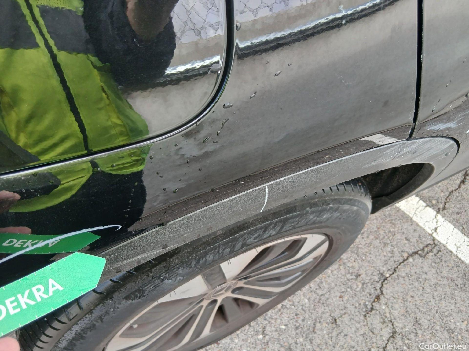  Mercedes  G-Klasee MERCEDES-BENZ Clase GLC / 2019 / 5P / todoterreno GLC 300 e 4MATIC #24