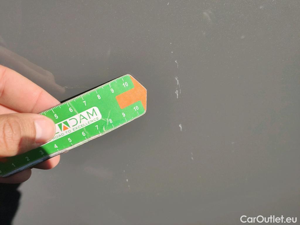  Peugeot  2008 PEUGEOT  / 2023 / 5P / todoterreno Active BlueHDI 130 S&S EAT8 #2