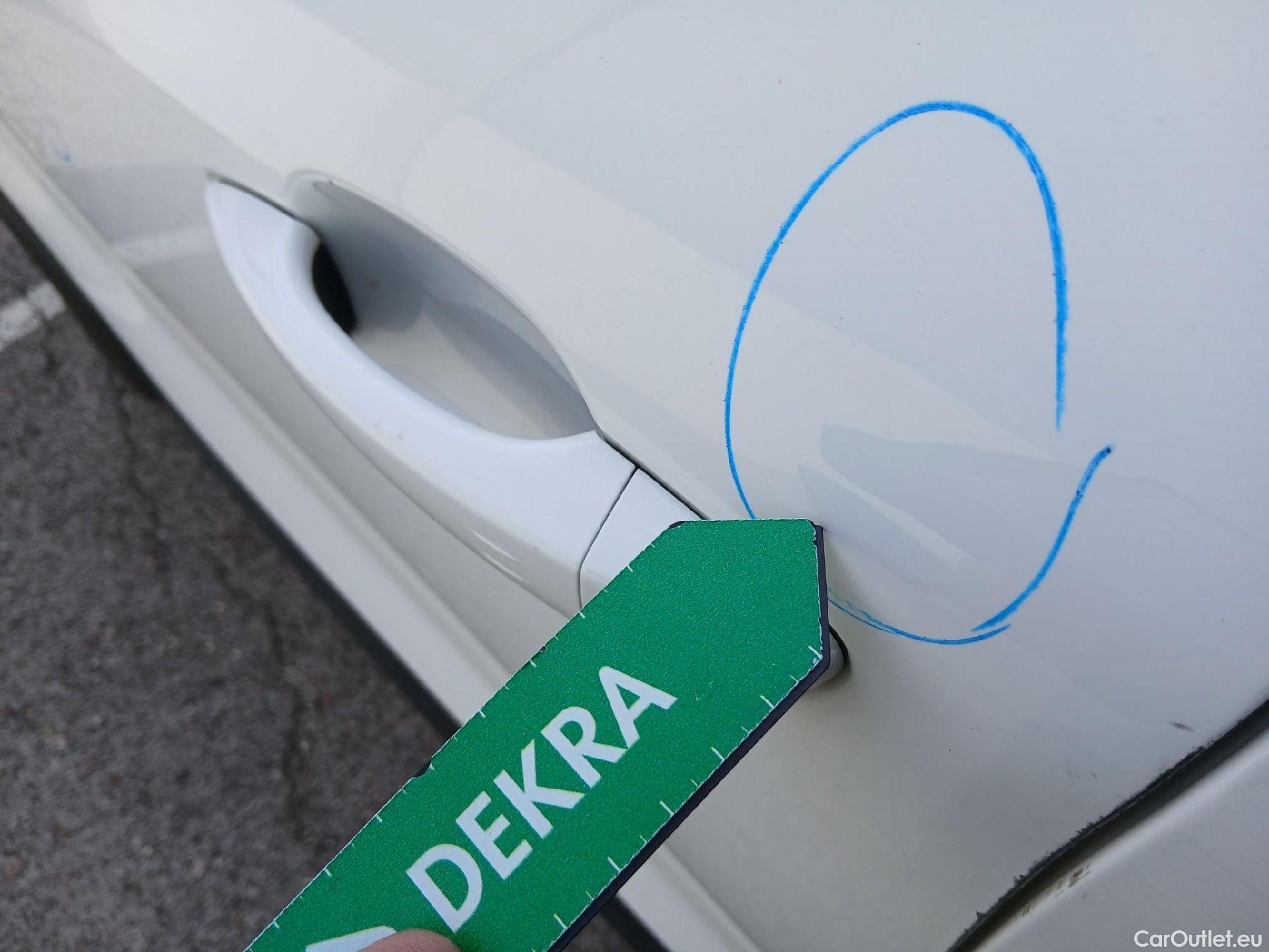  Opel  Mokka OPEL  / 2020 / 5P / todoterreno 1.2 T 74kW (100 CV) Business Elegance #18