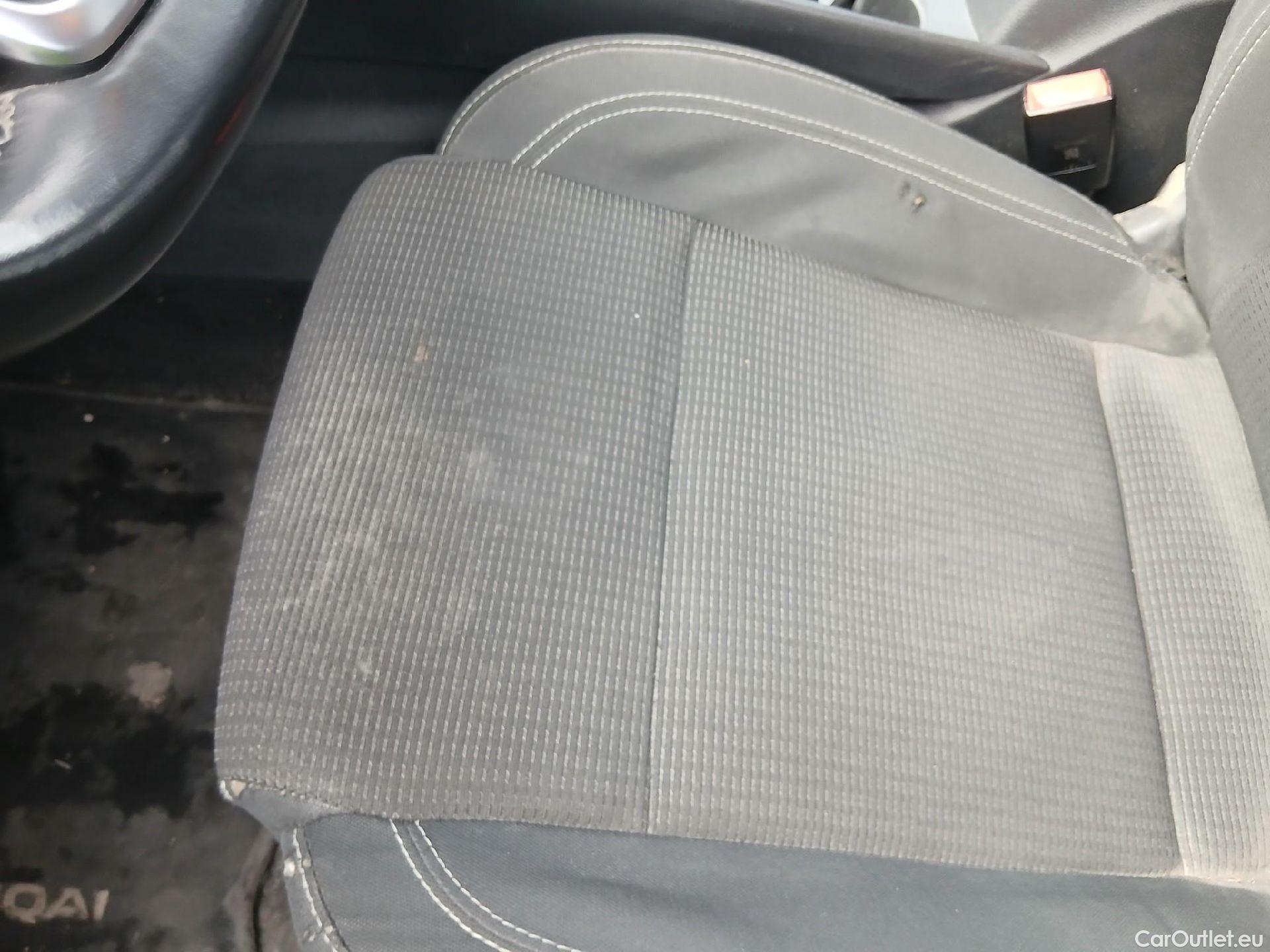  Nissan  Qashqai NISSAN  / 2021 / 5P / todoterreno DIG-T 116kW (158CV) mHEV Xtronic Acenta (AC) #6