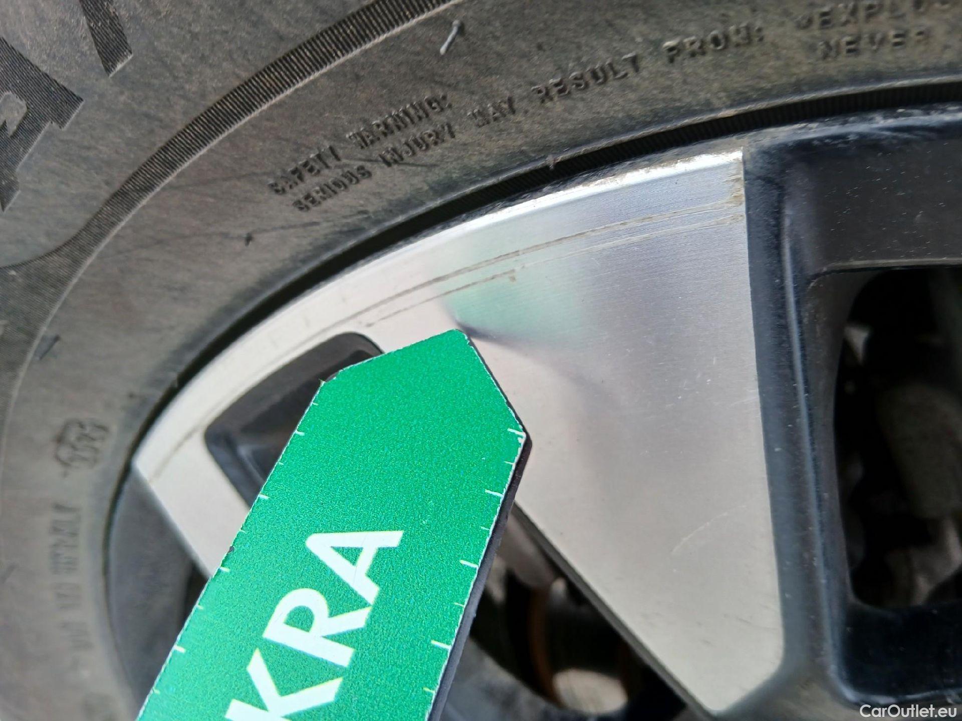  Opel  Mokka OPEL  / 2020 / 5P / todoterreno 1.2 T 74kW (100 CV) Business Elegance #43