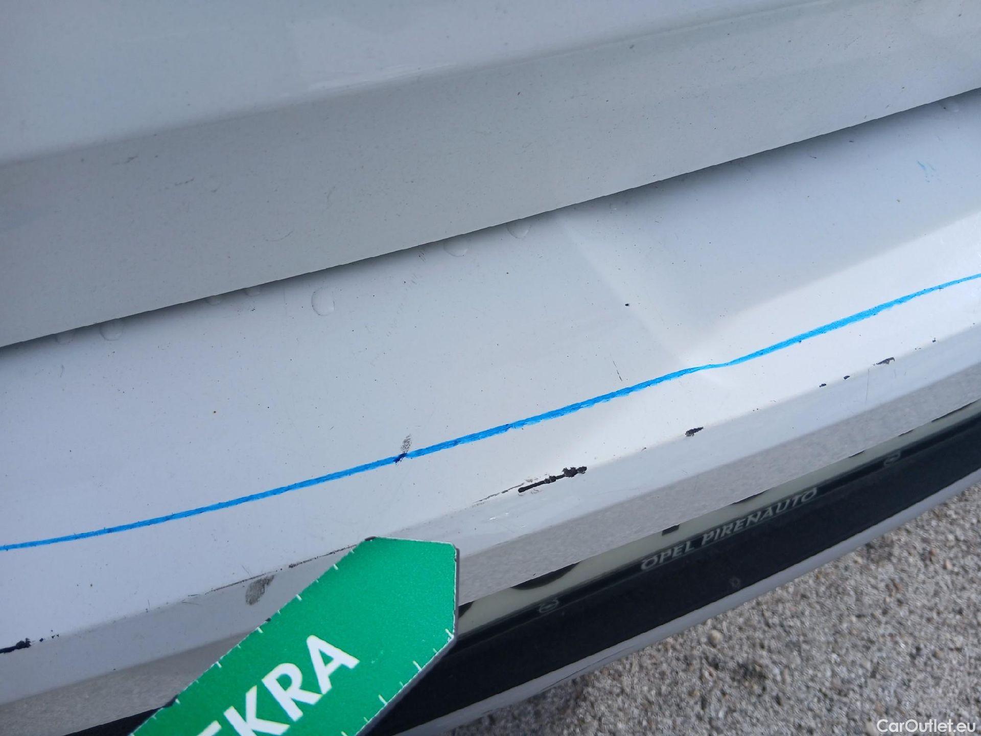  Opel  Mokka OPEL  / 2020 / 5P / todoterreno 1.2 T 74kW (100 CV) Business Elegance #31