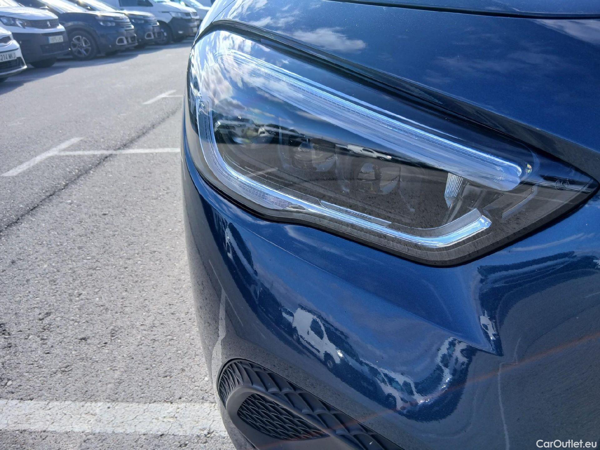  Mercedes  GLA MERCEDES-BENZ  / 2020 / 5P / todoterreno  250 e #5