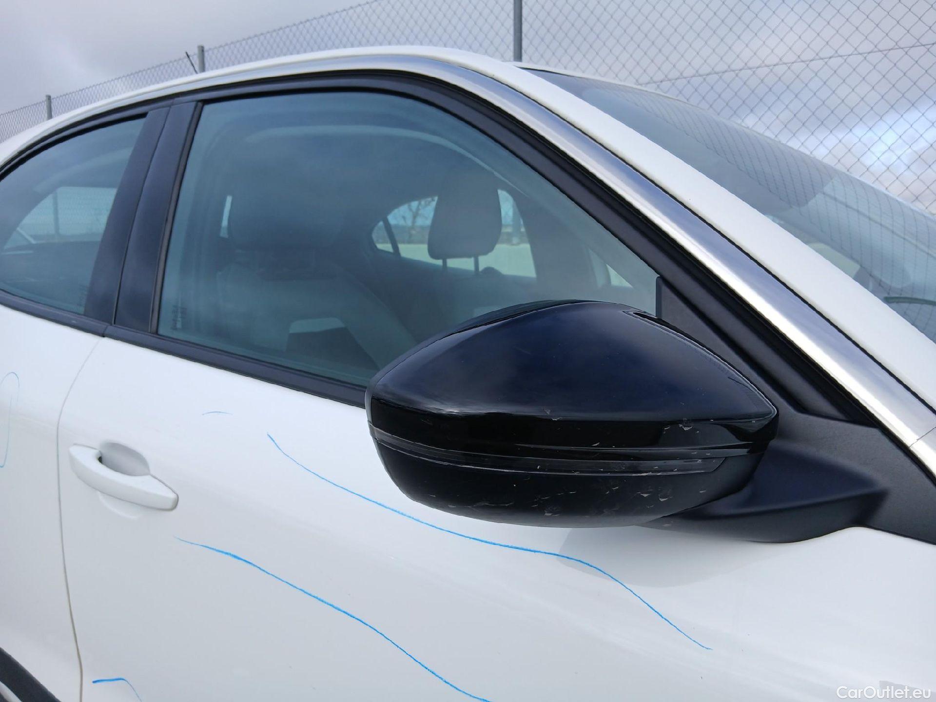  Opel  Mokka OPEL  / 2020 / 5P / todoterreno 1.2 T 74kW (100 CV) Business Elegance #51