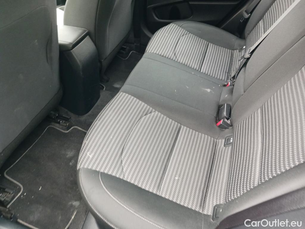  KIA  XCeed KIA  / 2019 / 5P / todoterreno 1.0 T-GDi Drive 88kW (120CV) #9