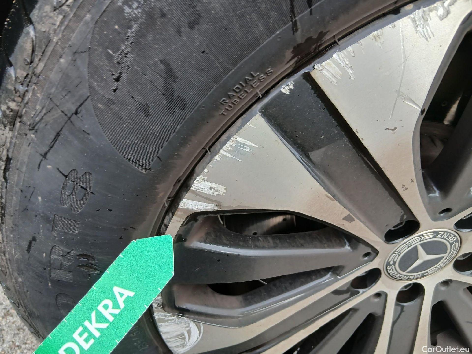  Mercedes  G-Klasee MERCEDES-BENZ Clase GLC / 2019 / 5P / todoterreno GLC 300 e 4MATIC #1