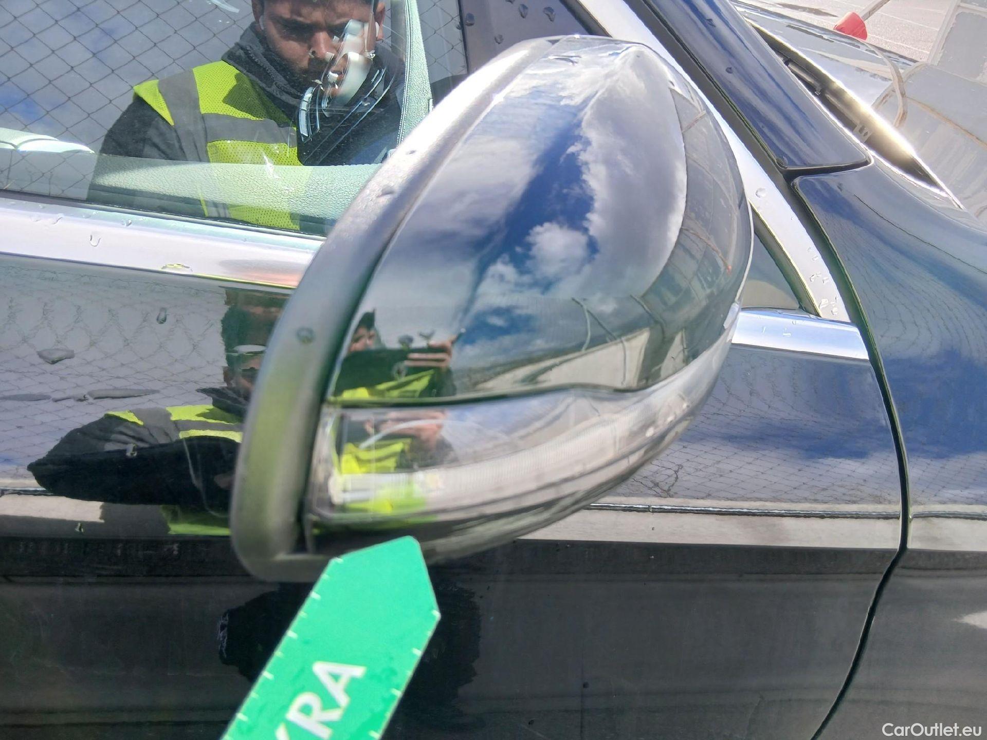  Mercedes  G-Klasee MERCEDES-BENZ Clase GLC / 2019 / 5P / todoterreno GLC 300 e 4MATIC #31