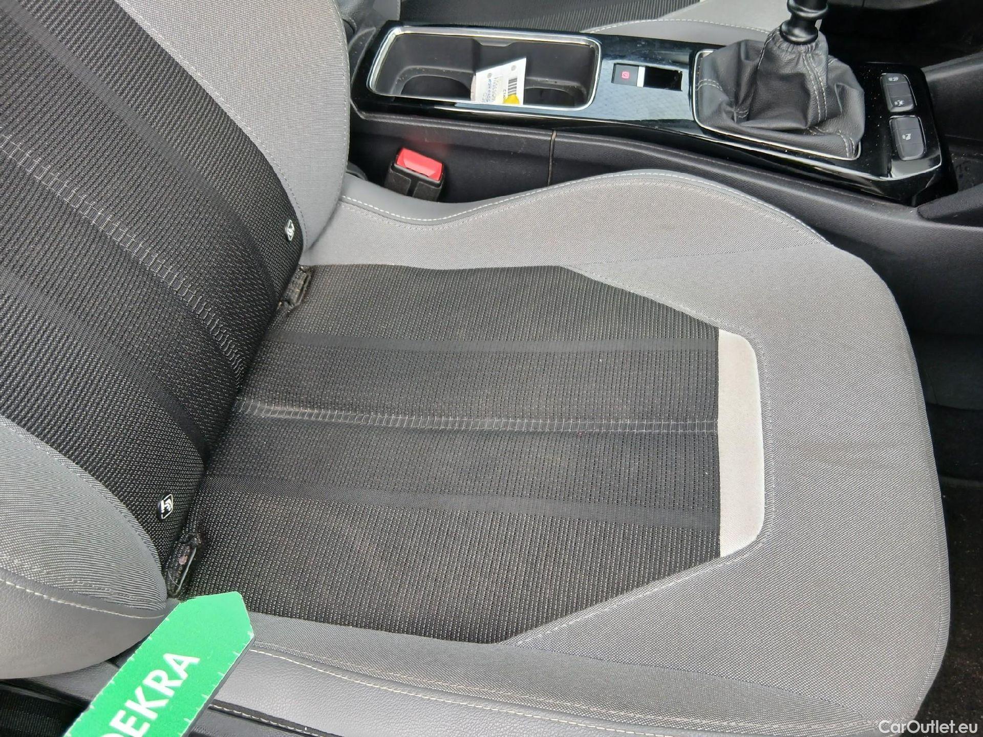  Opel  Mokka OPEL  / 2020 / 5P / todoterreno 1.2 T 74kW (100 CV) Business Elegance #21