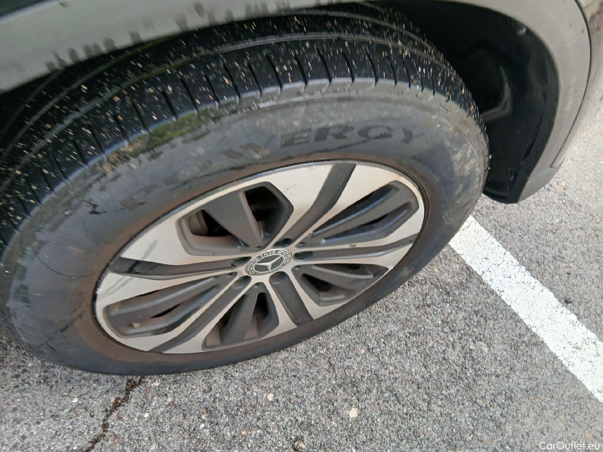  Mercedes  G-Klasee MERCEDES-BENZ Clase GLC / 2019 / 5P / todoterreno GLC 300 e 4MATIC #8