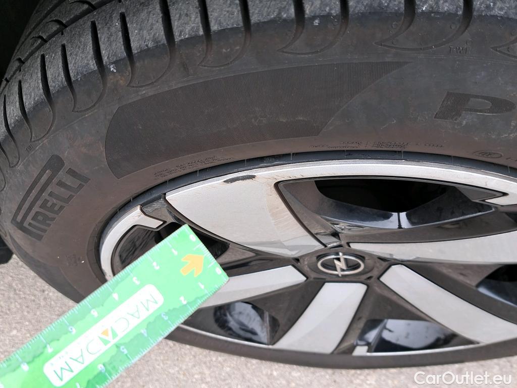  Opel  Crossland OPEL  / 2020 / 5P / crossover 1.5D 81kW (110CV) Edition #31