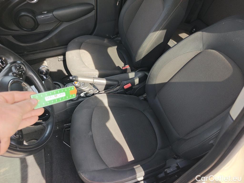  Mini  Cooper MINI MINI / 2014 / 5P / berlina con portón ONE 5 PUERTAS (CX) #3