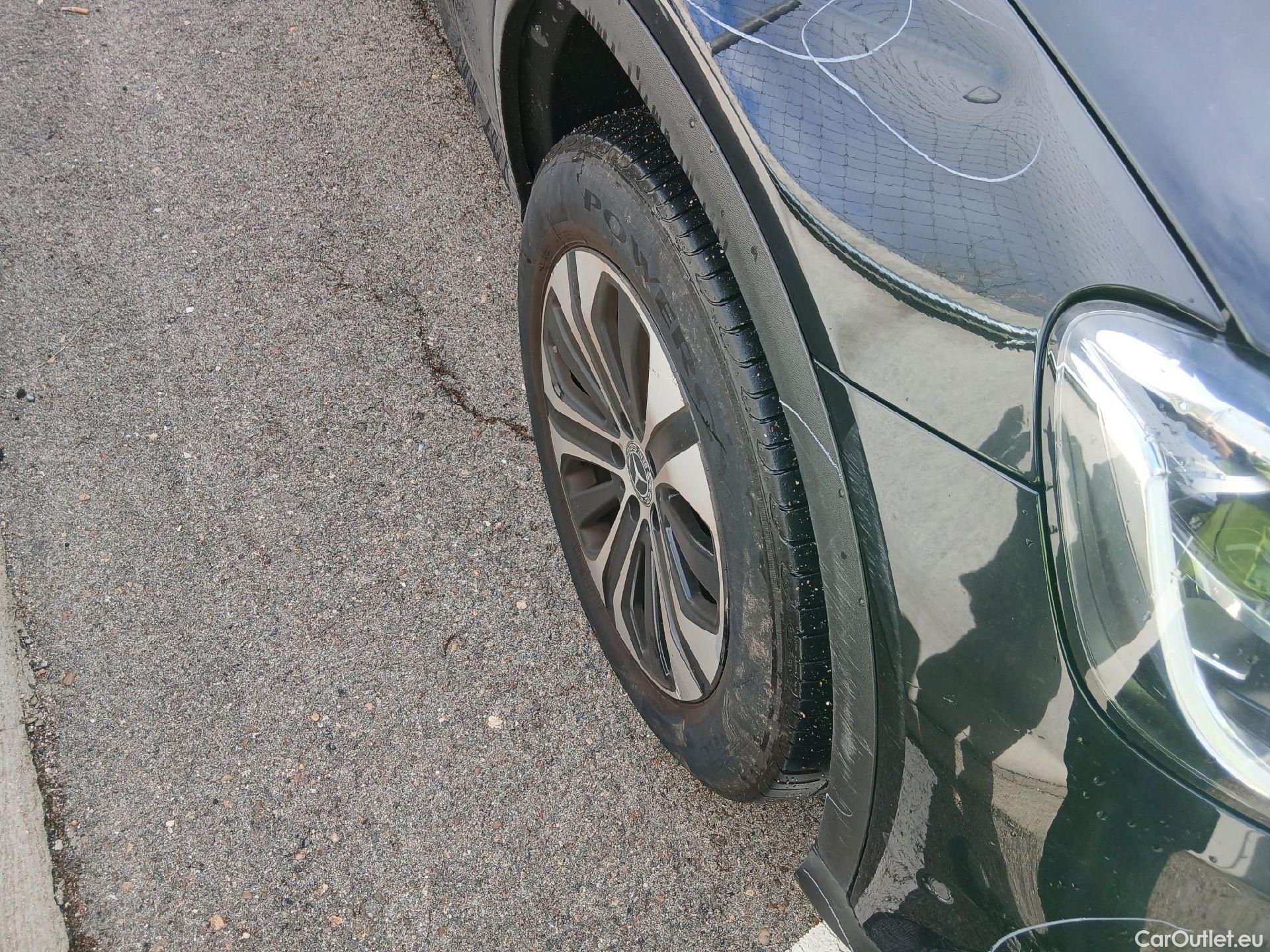  Mercedes  G-Klasee MERCEDES-BENZ Clase GLC / 2019 / 5P / todoterreno GLC 300 e 4MATIC #35