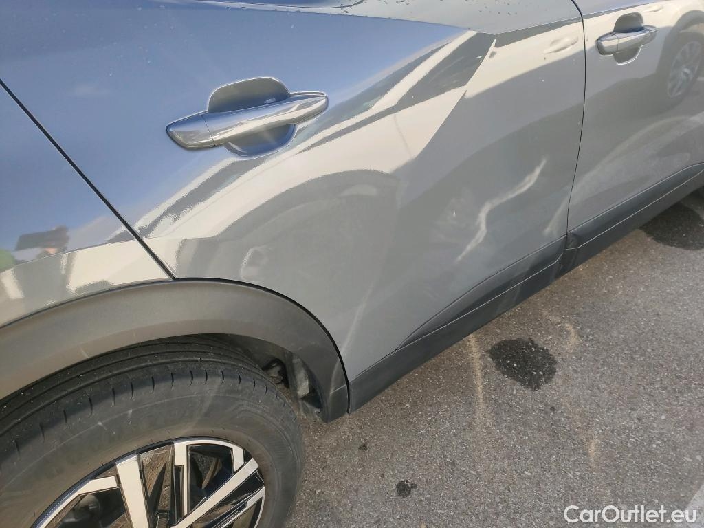  Peugeot  2008 PEUGEOT  / 2023 / 5P / todoterreno Active BlueHDI 130 S&S EAT8 #5