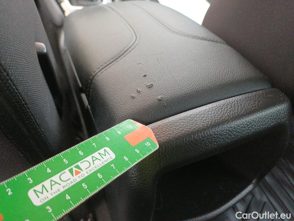  Nissan  Qashqai NISSAN  / 2017 / 5P / todoterreno dCi 85 kW (115 CV) E6D DCT ACENTA #9