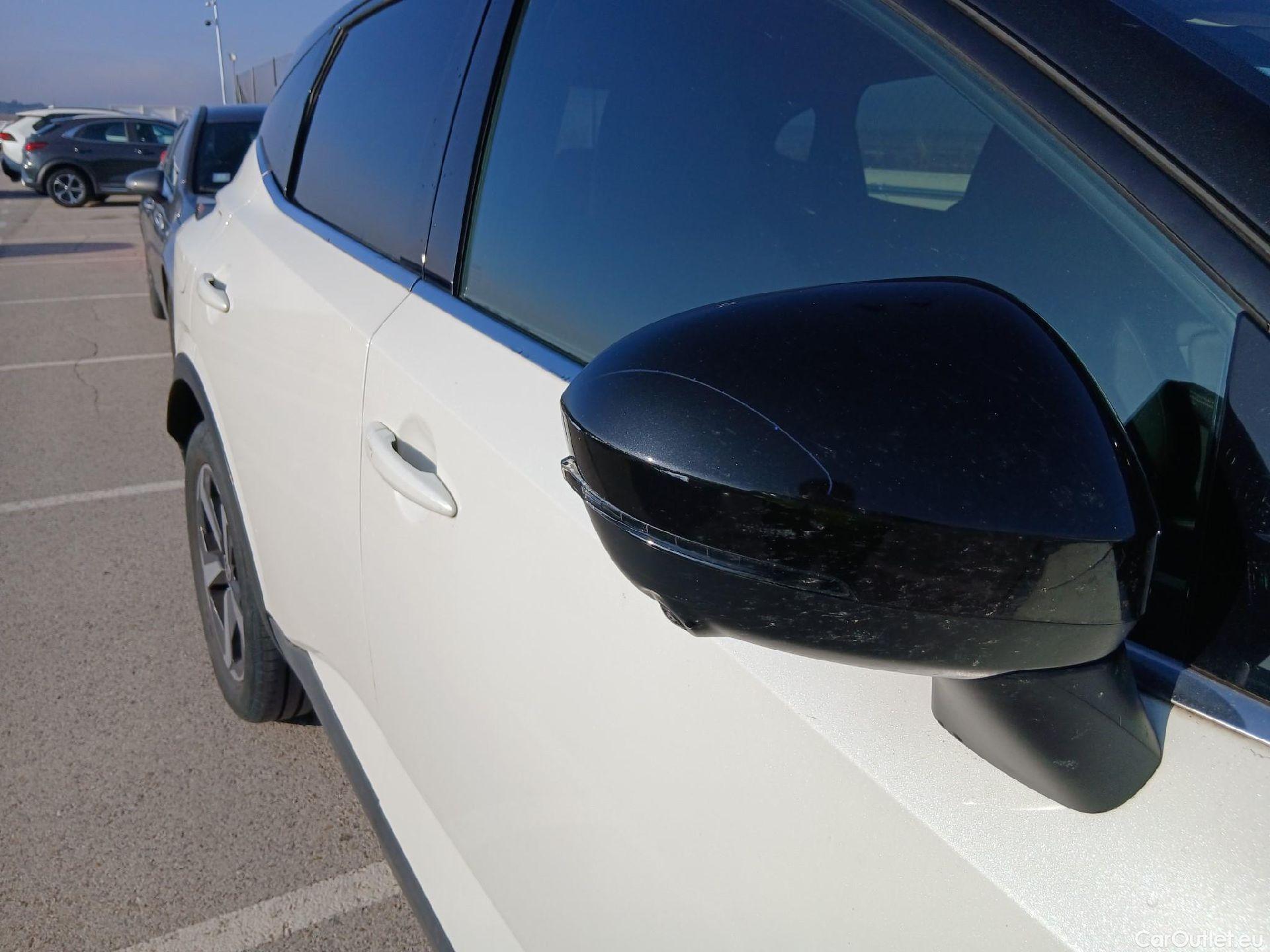  Nissan  Qashqai NISSAN  / 2021 / 5P / todoterreno DIG-T 103kW N-Connecta #7