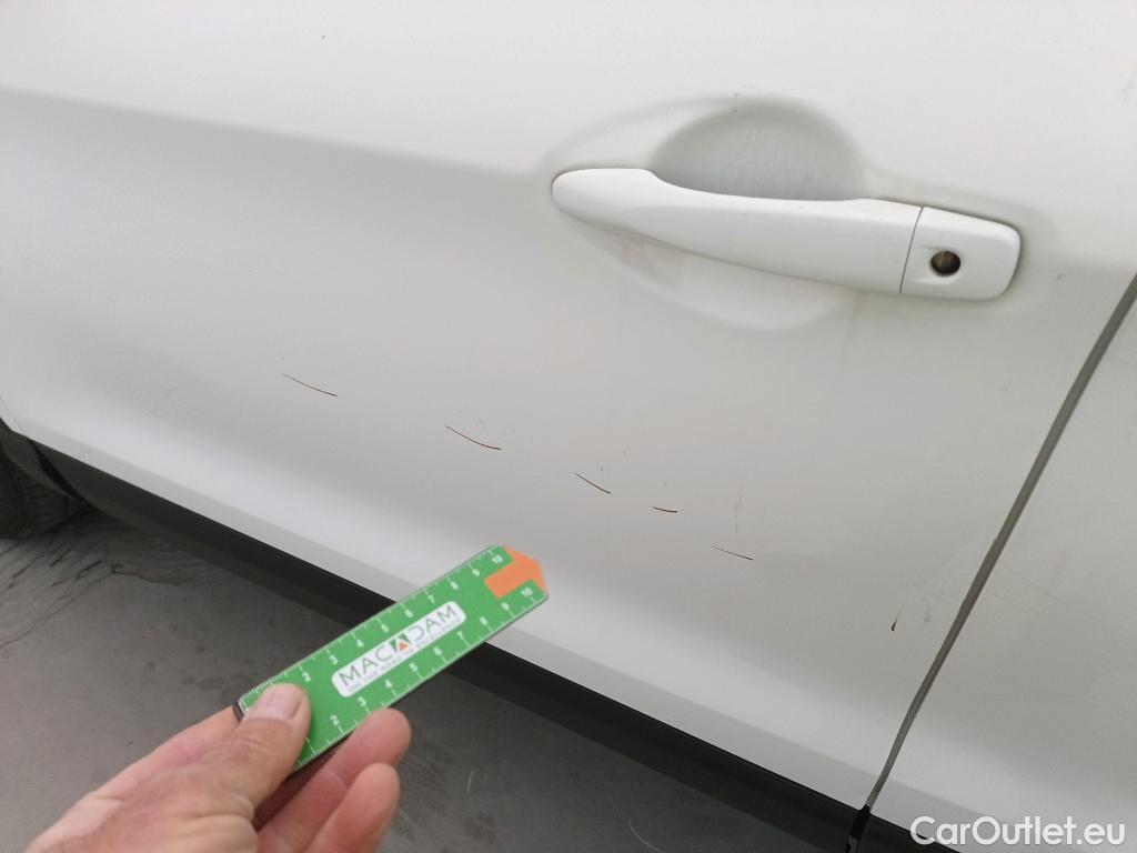  Nissan  Qashqai NISSAN  / 2017 / 5P / todoterreno dCi 85 kW (115 CV) E6D DCT ACENTA #5