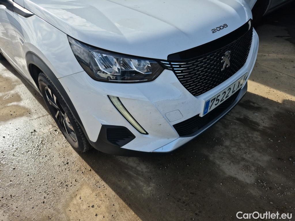  Peugeot  2008 PEUGEOT  / 2019 / 5P / todoterreno Allure BlueHDI 81kW (110CV) #10