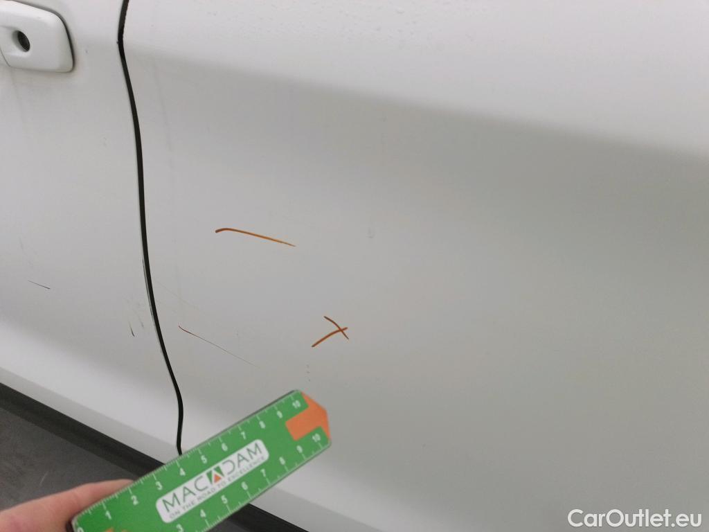  Nissan  Qashqai NISSAN  / 2017 / 5P / todoterreno dCi 85 kW (115 CV) E6D DCT ACENTA #12