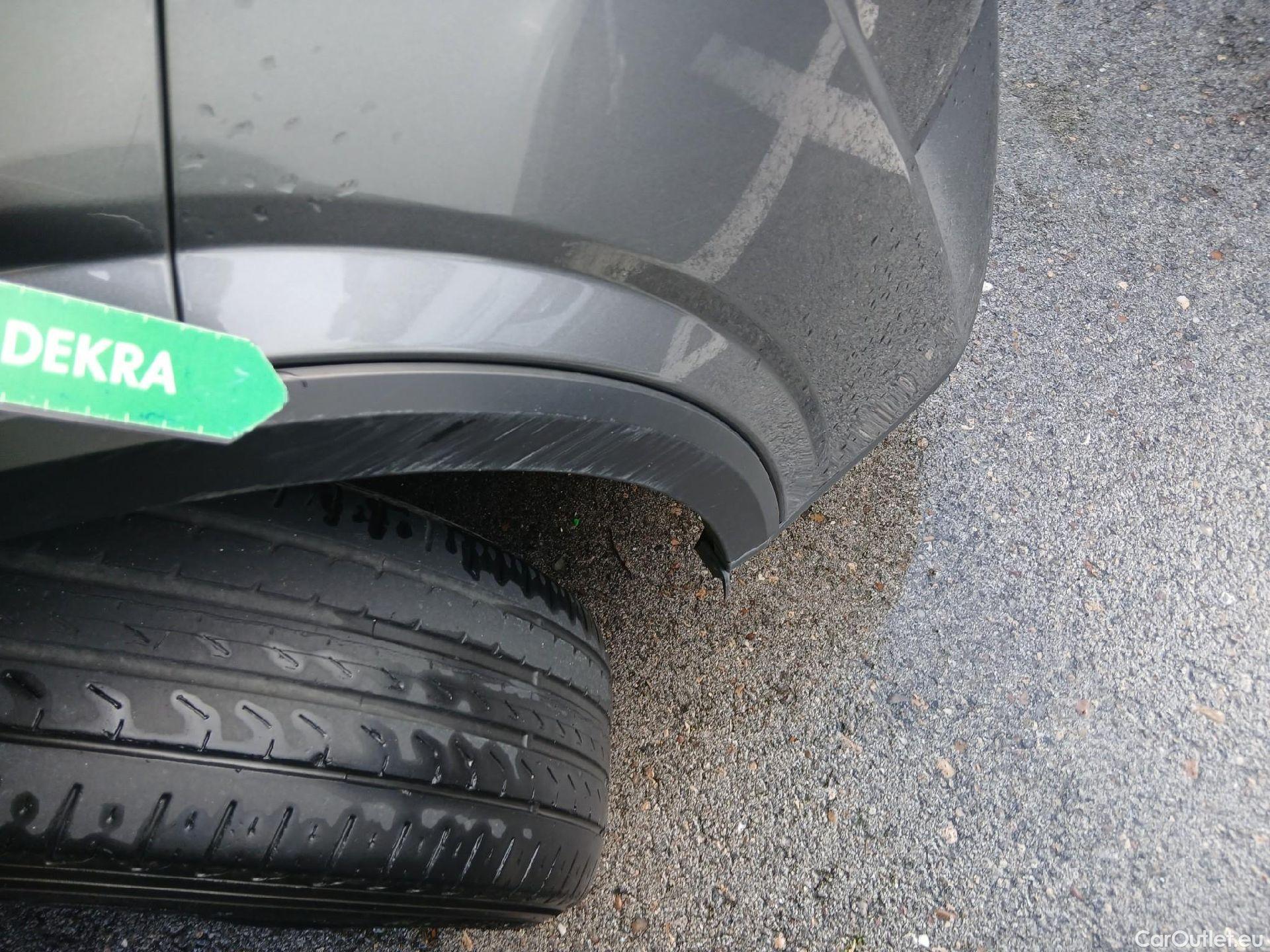  Nissan  Qashqai NISSAN  / 2021 / 5P / todoterreno DIG-T 116kW (158CV) mHEV Xtronic Acenta (AC) #31