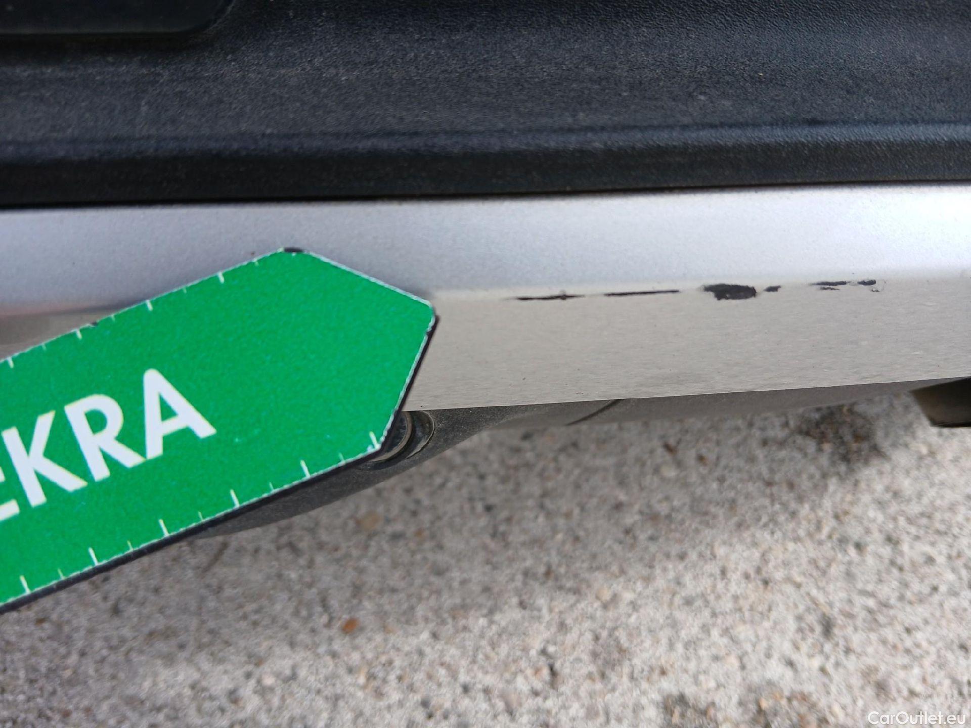  Opel  Mokka OPEL  / 2020 / 5P / todoterreno 1.2 T 74kW (100 CV) Business Elegance #33