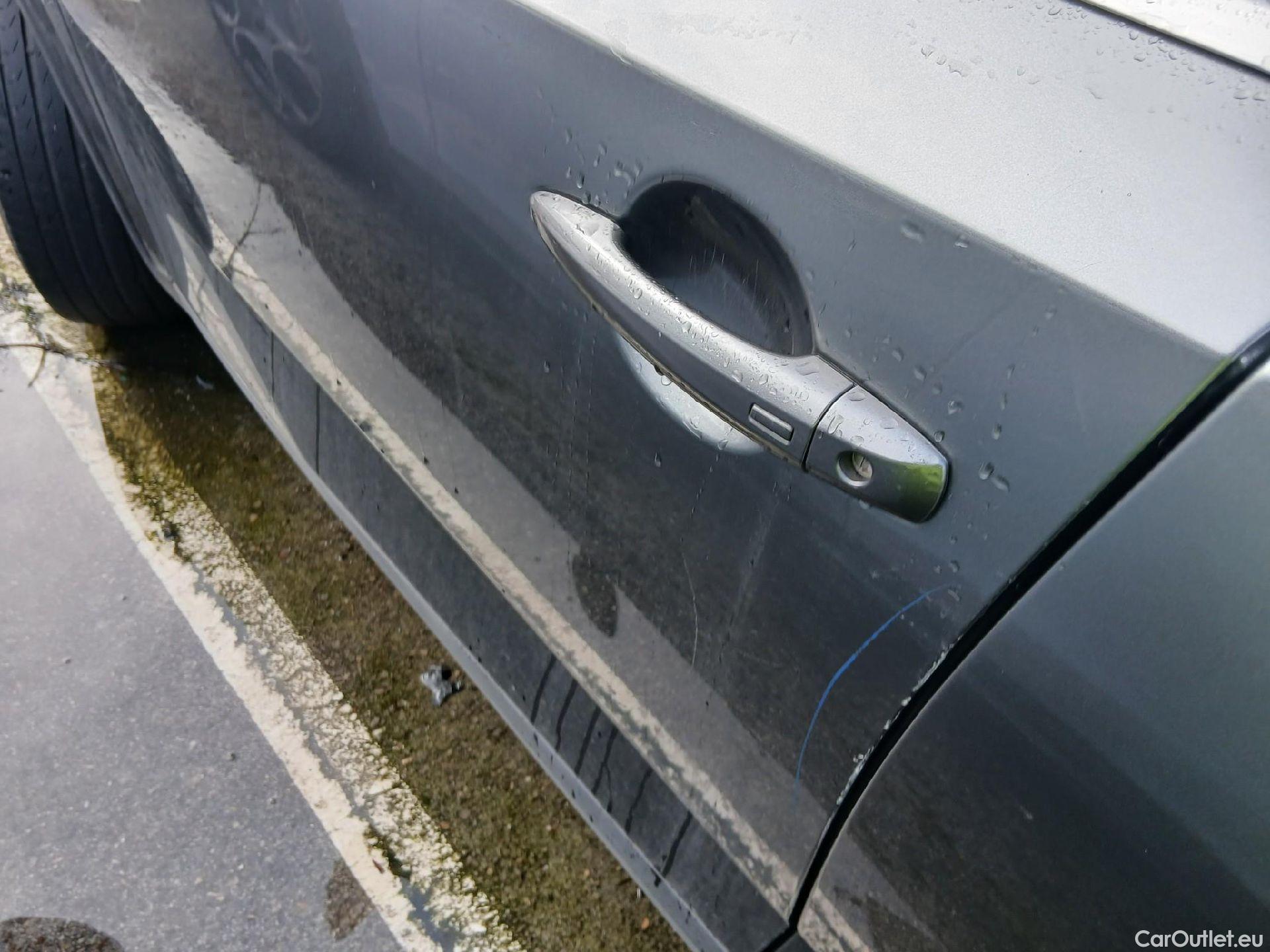  Nissan  Qashqai NISSAN  / 2021 / 5P / todoterreno DIG-T 116kW (158CV) mHEV Xtronic Acenta (AC) #11