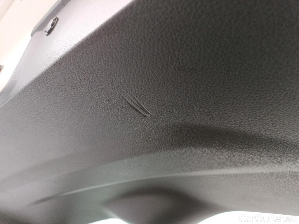  Nissan  Qashqai NISSAN  / 2017 / 5P / todoterreno dCi 85 kW (115 CV) E6D DCT ACENTA #20