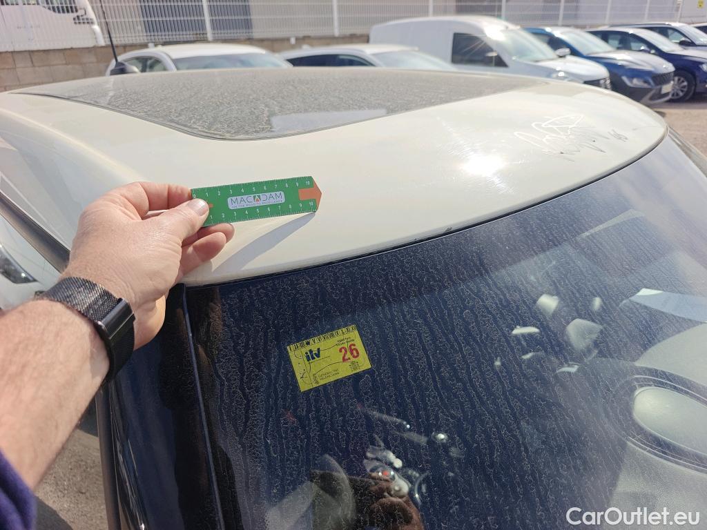  Mini  Cooper MINI MINI / 2014 / 5P / berlina con portón ONE 5 PUERTAS (CX) #9