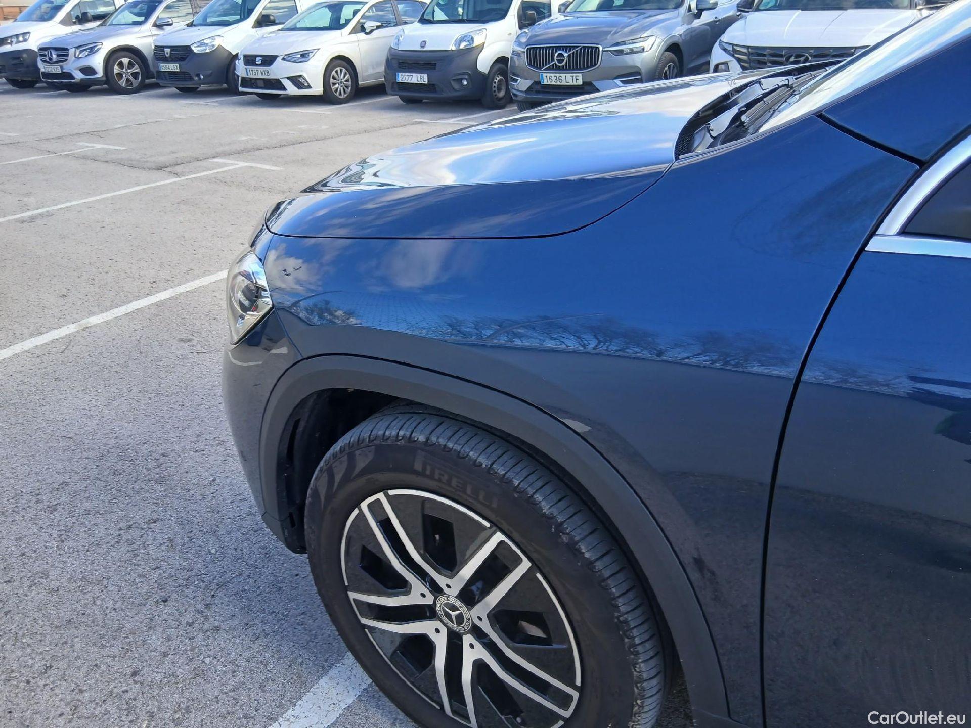  Mercedes  GLA MERCEDES-BENZ  / 2020 / 5P / todoterreno  250 e #7