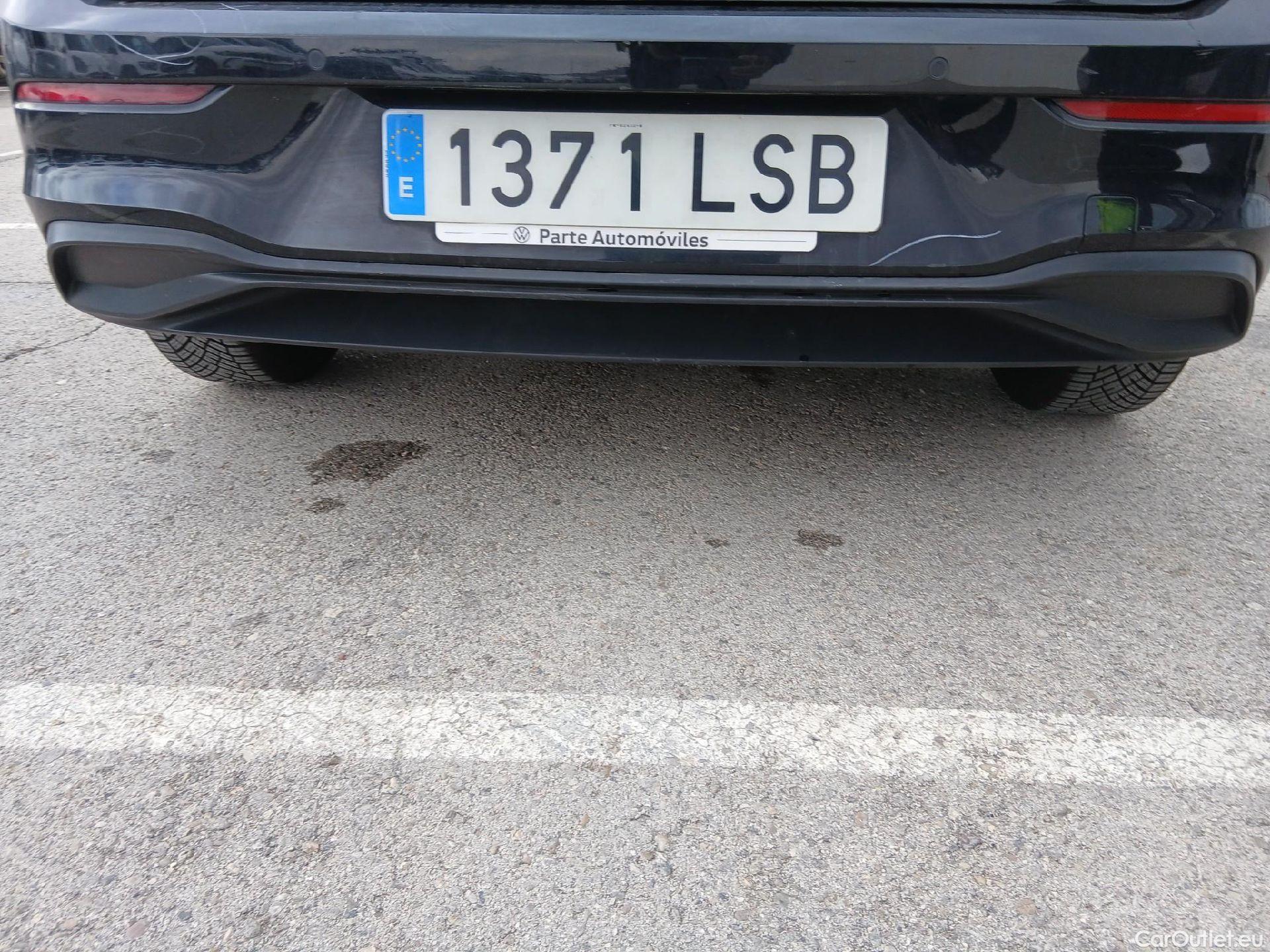  Volkswagen  Golf  VOLKSWAGEN / 2020 / 5P / berlina con portón Life 2.0 TDI 85kW (115CV) #20
