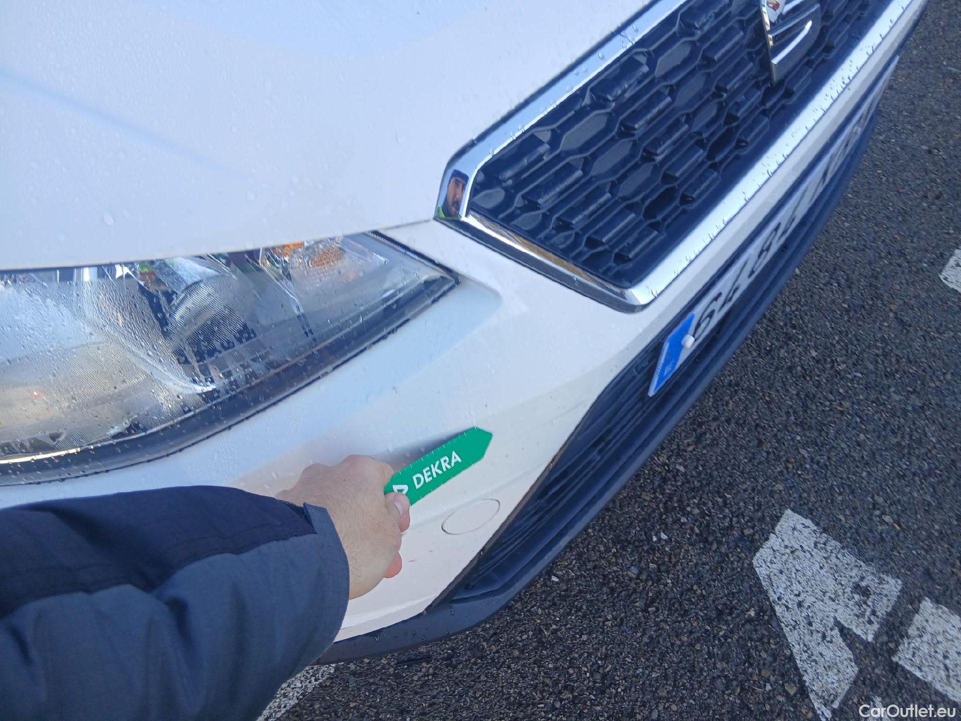  Seat  Arona SEAT  / 2017 / 5P / todoterreno 1.0 TSI 70kW (95CV) Style Ecomotive #1