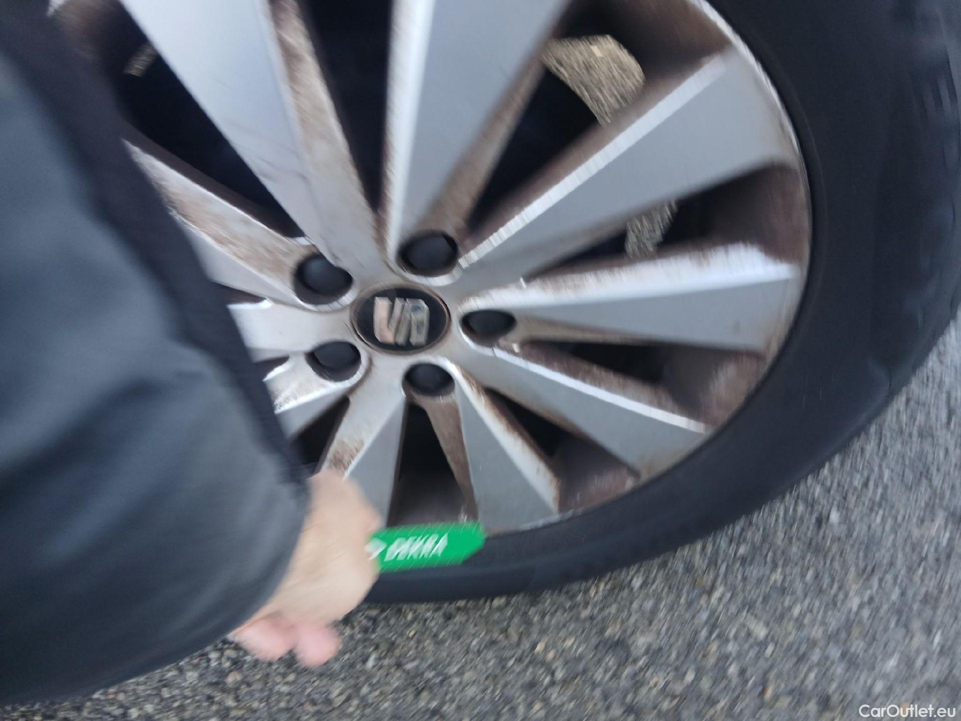  Seat  Arona SEAT  / 2017 / 5P / todoterreno 1.0 TSI 70kW (95CV) Style Ecomotive #13