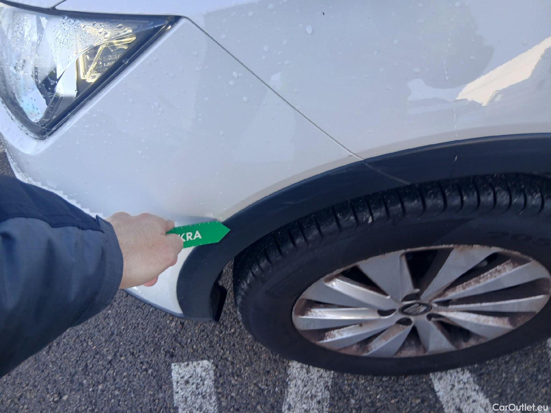  Seat  Arona SEAT  / 2017 / 5P / todoterreno 1.0 TSI 70kW (95CV) Style Ecomotive #4