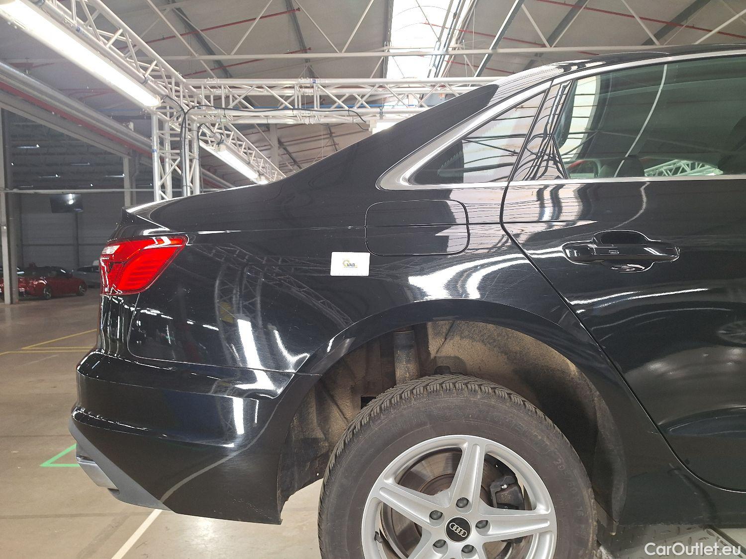  Audi  A4 Audi,  Berline FL'19, Audi  2.0 35 TFSi 110kW S tronic Attraction 4d #15