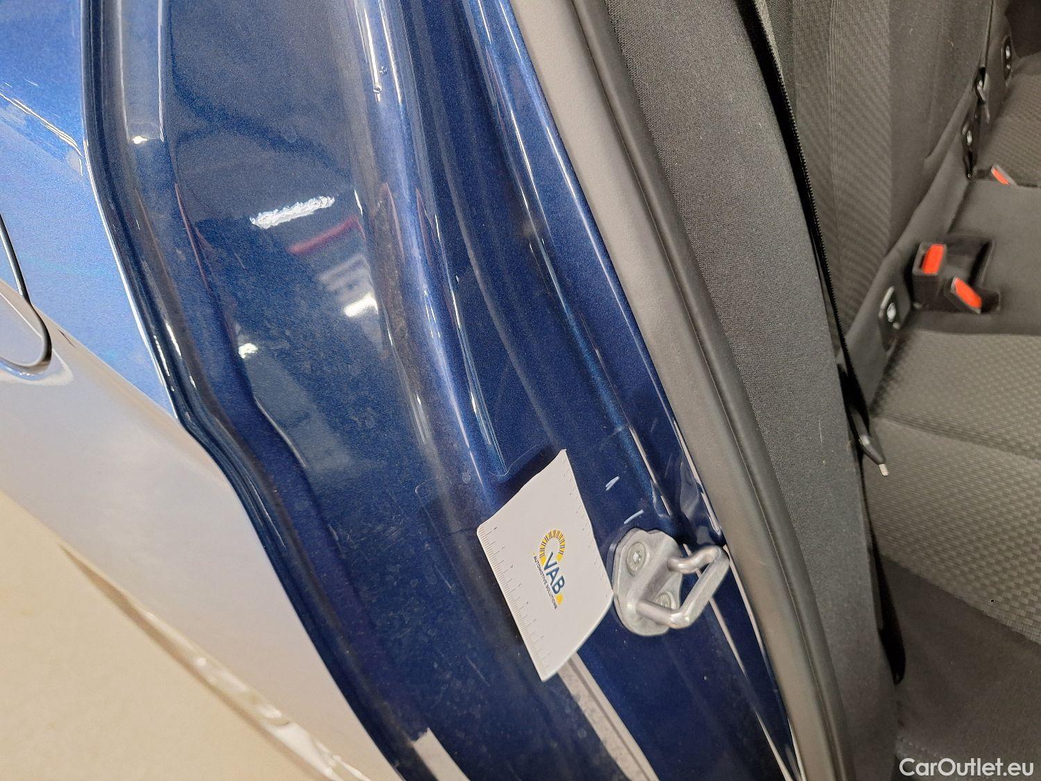  Bmw  Serie 1 BMW, 1-serie '19, BMW 1 Reeks Hatch 116d (85 kW) 5d #29