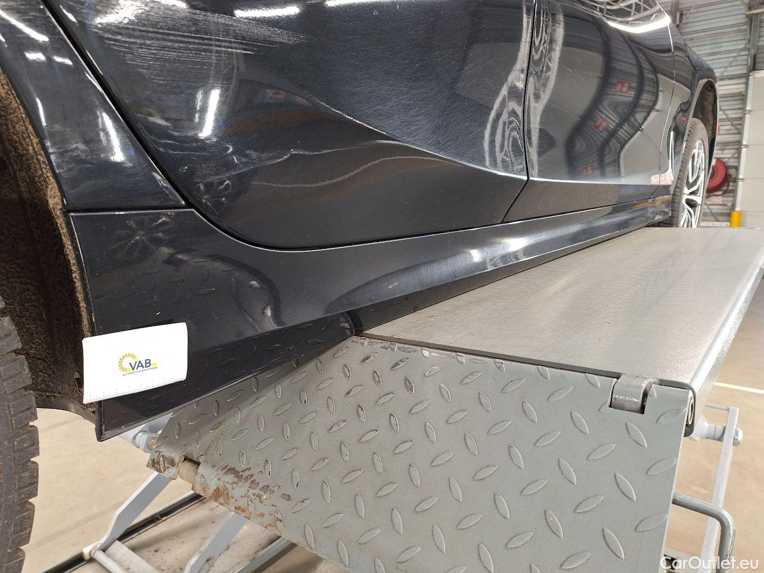  Bmw  Serie 3 BMW, 3-serie Touring '18, BMW 3 Reeks Touring 318dA (110 kW) 5d #11