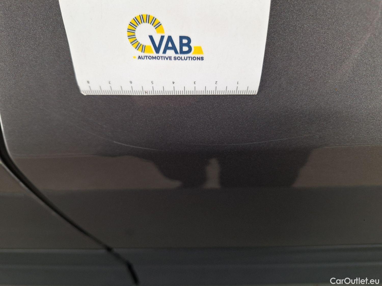  Mercedes  GLA Mercedes,  '20 PHEV, Mercedes-Benz   250e Business Solution 5d #24