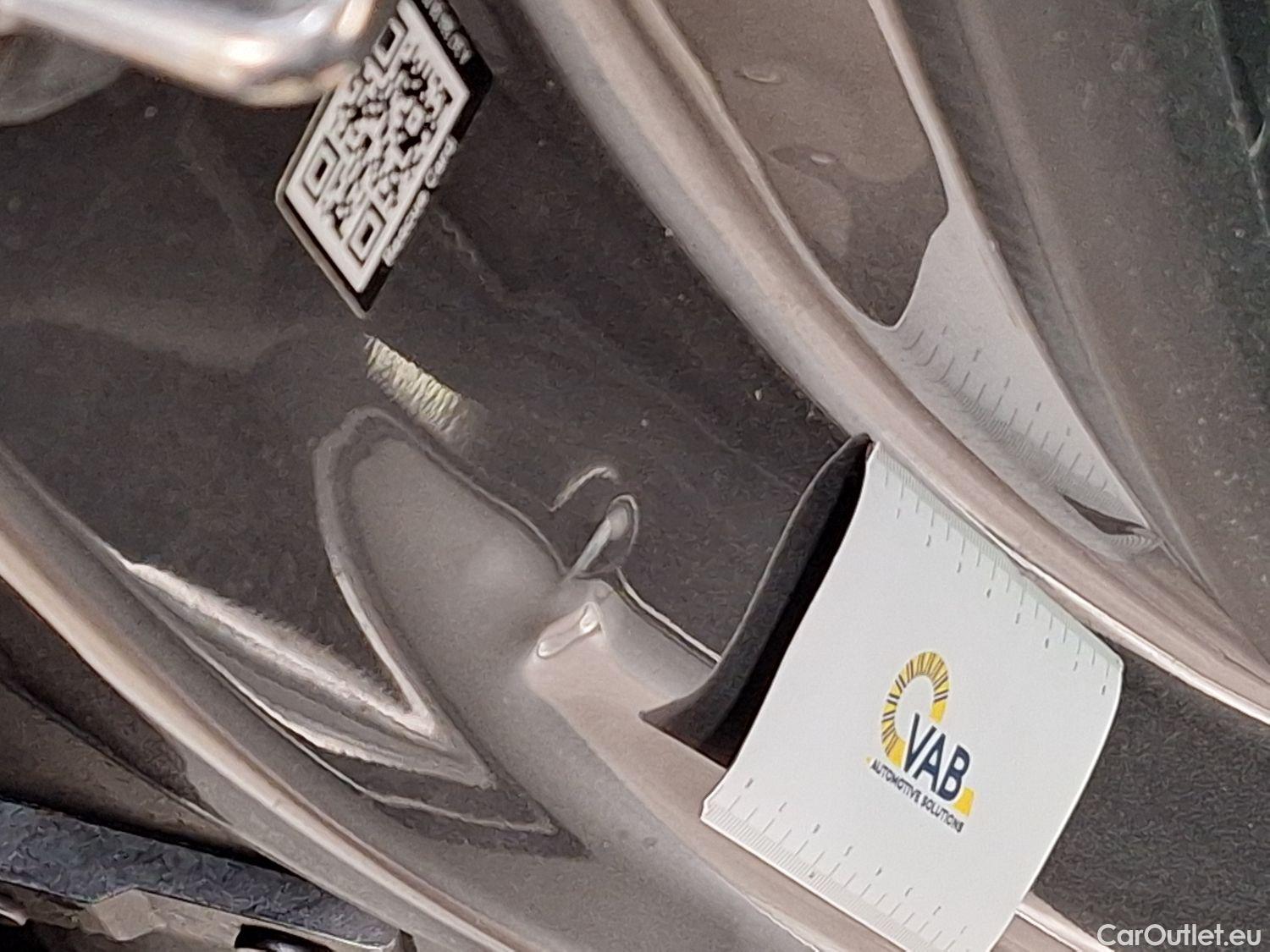  Mercedes  GLA Mercedes,  '20 PHEV, Mercedes-Benz   250e Business Solution 5d #37