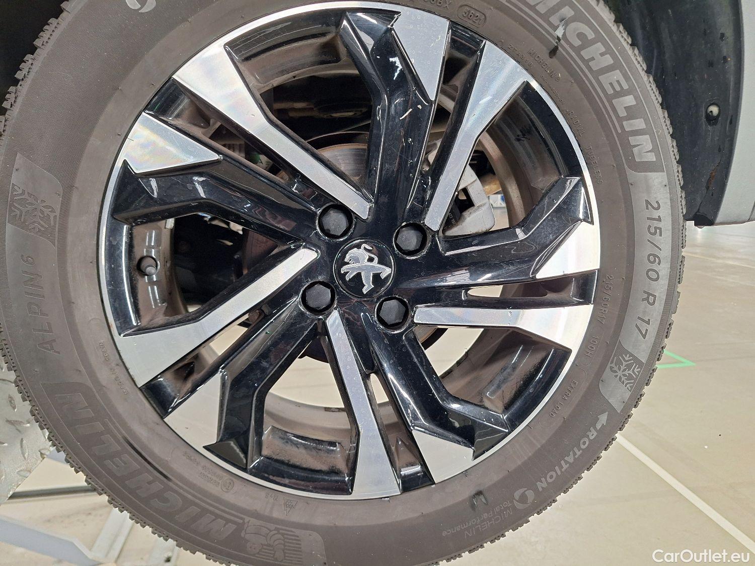  Peugeot  2008 Peugeot,  '19, Peugeot  1.2 Puretech 74kW S&S Allure 5d #12