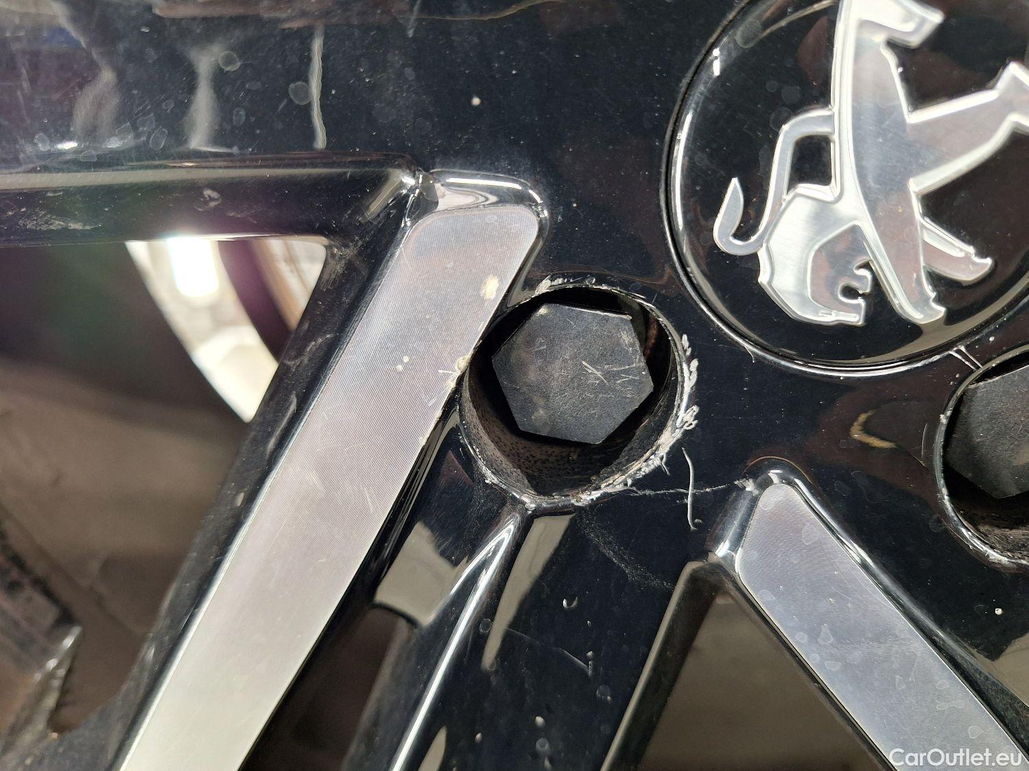  Peugeot  2008 Peugeot,  '19, Peugeot  1.2 Puretech 74kW S&S Allure 5d #7