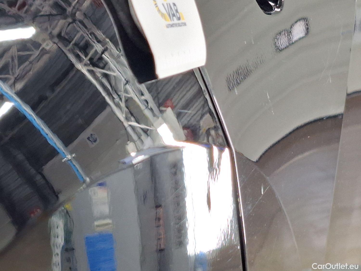  Peugeot  2008 Peugeot,  '19, Peugeot  1.2 Puretech 74kW S&S Allure 5d #27